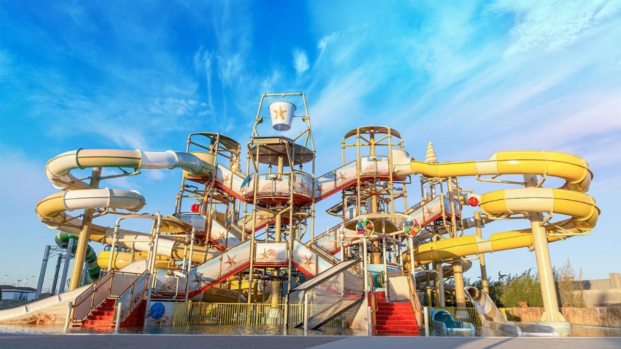 होटल Rixos Water World - Theme Park Free Access