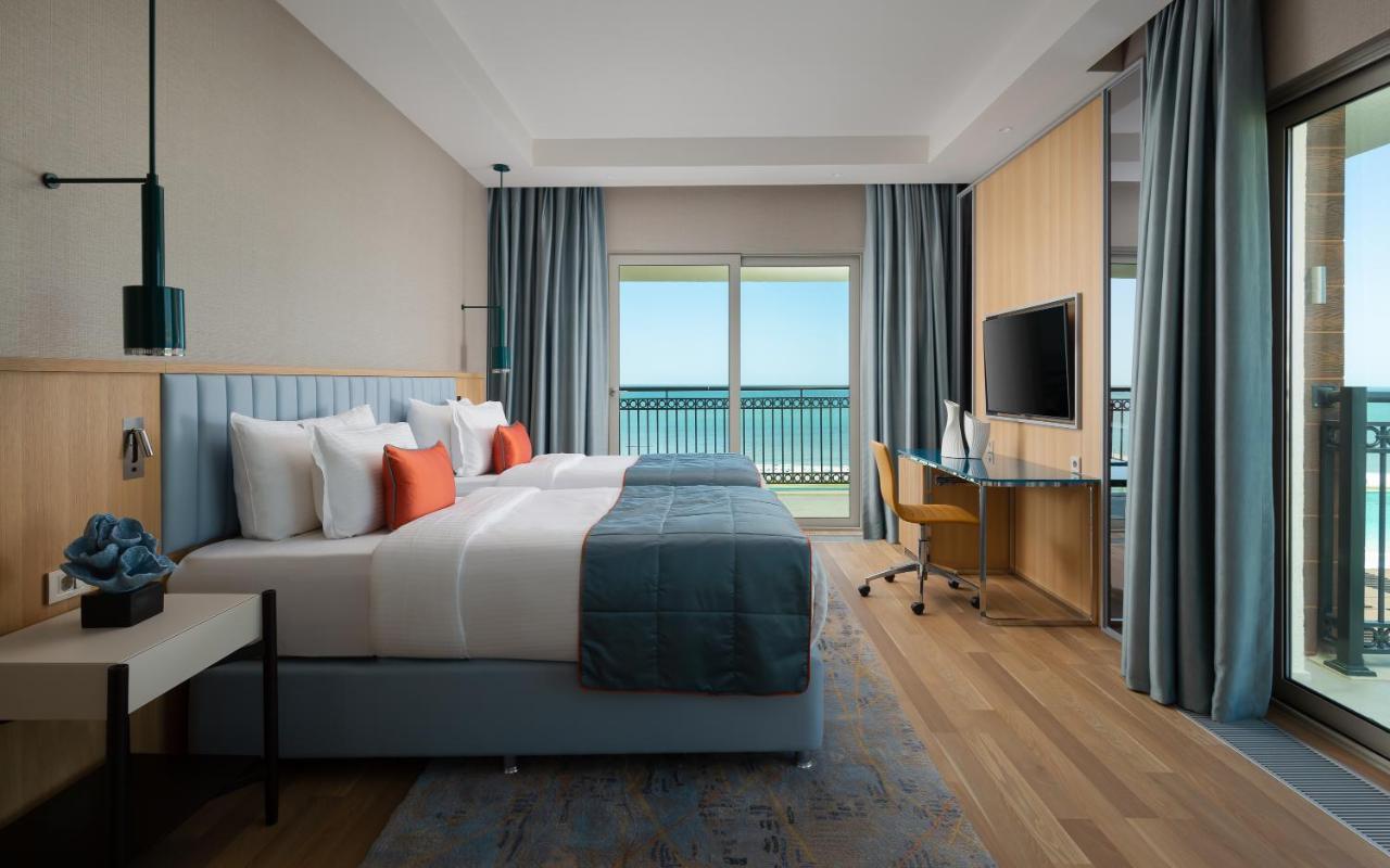 Rixos Water World Aktau - Theme Park Free Access होटल 5*