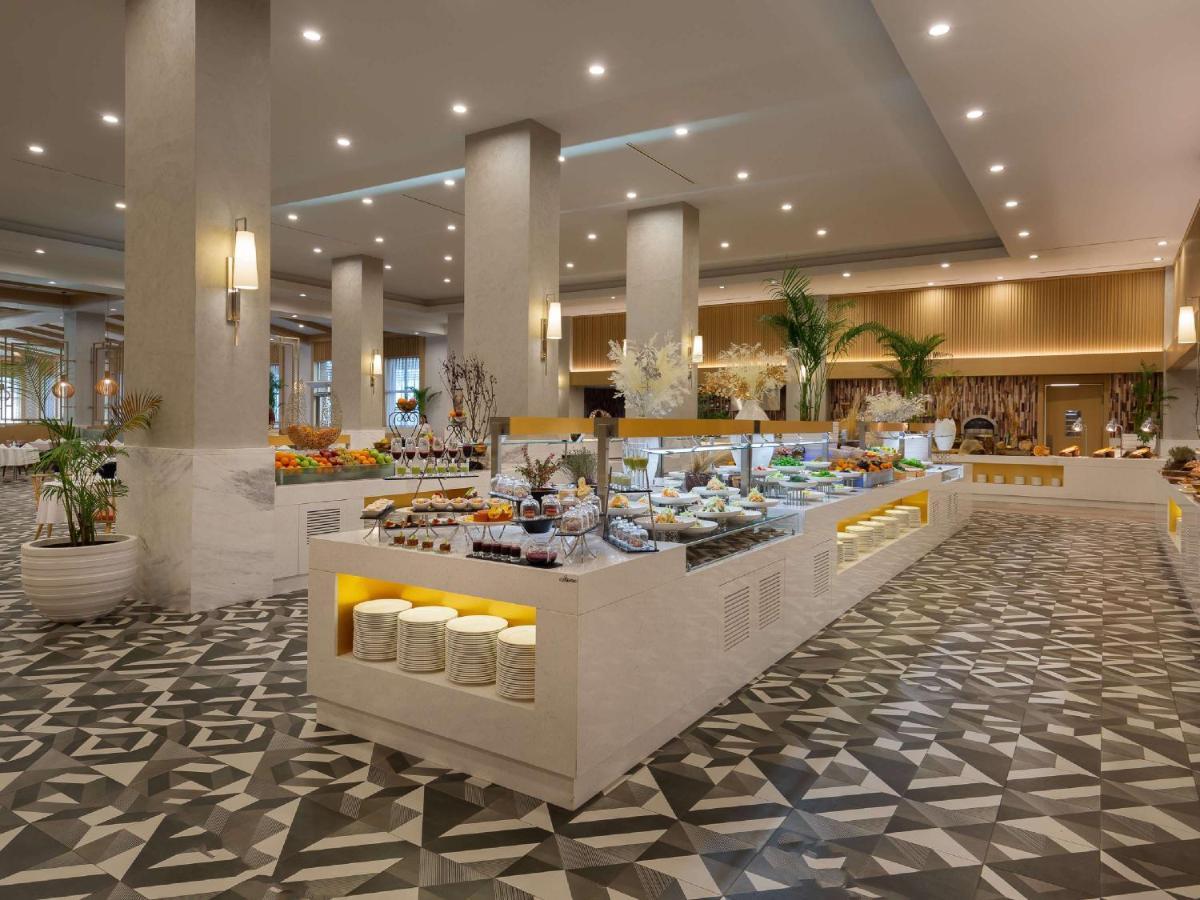 Rixos Water World Aktau - Theme Park Free Access होटल Aktau (Mangystau)